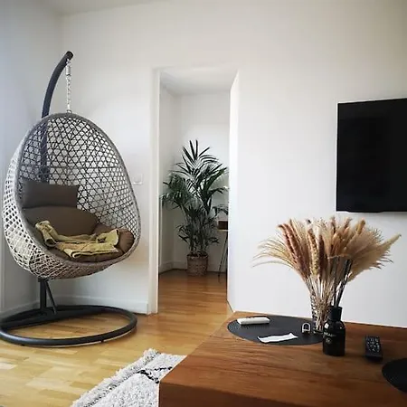 Proche Centre Avec Parking Gratuit Apartment